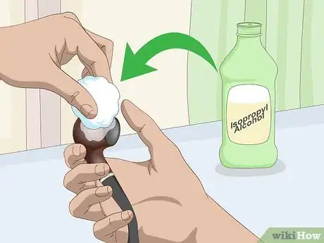 Image titled Clean Resin Step 5