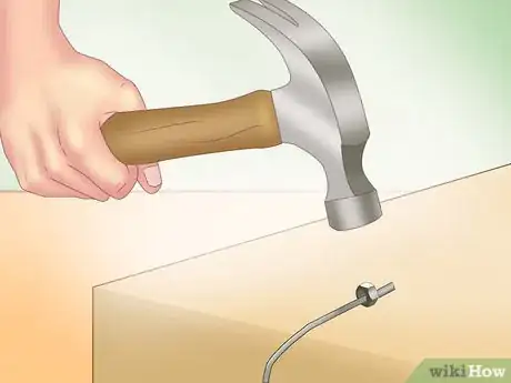 Image titled Make a Coyote Trap Step 8