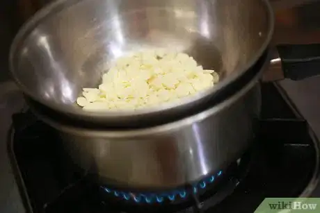 Image titled Decorate Cake Pops Step 3