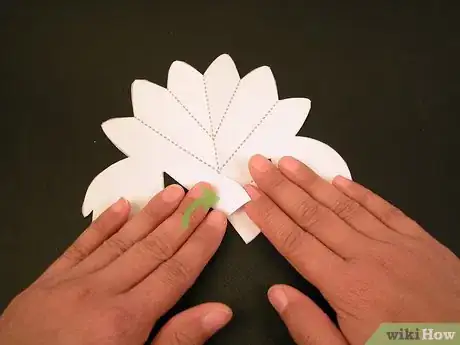 Image titled Make a Turkey Pop up Card (Robert Sabuda Method) Step 6