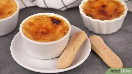 Image titled Decorate Creme Brulee Step 8