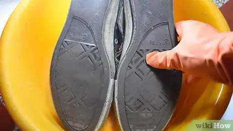 Image titled Bleach Converse Shoes Step 3