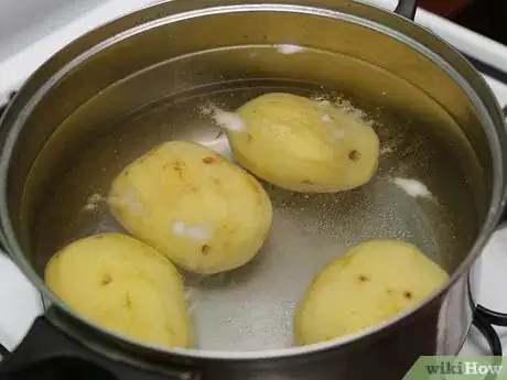 Image titled Make Fried Smashed Potatoes Step 1