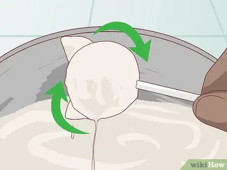 Image titled Make Hello Kitty Cake Pops Step 19