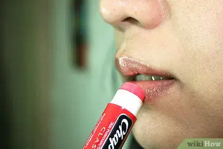 Image titled ApplyChapstick Step 6