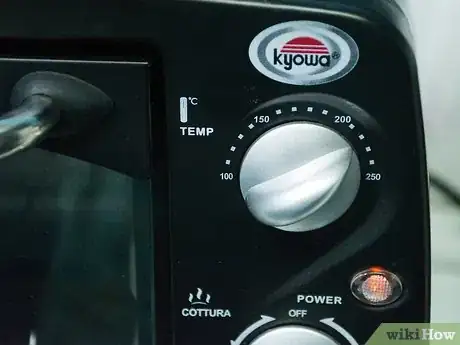 Image titled Make Kaiser Rolls Step 13