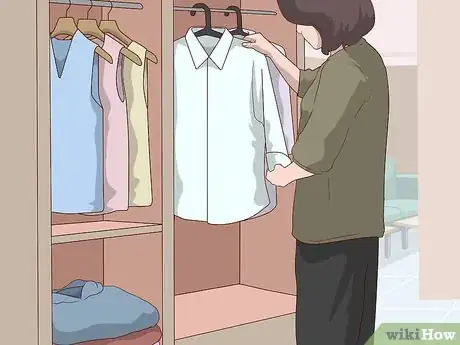 Image titled Store Clothes Efficiently Step 6.jpeg