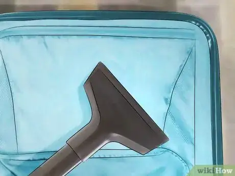 Image titled Avoid Bed Bugs when Traveling Step 12