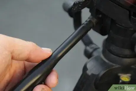 Image titled Photograph a Lunar Eclipse Step 10