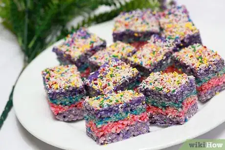 Image titled Make Layered Rice Krispie Treats Step 8