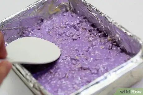 Image titled Make Layered Rice Krispie Treats Step 5
