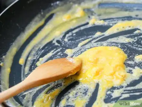 Image titled Make Soubise Sauce Step 3