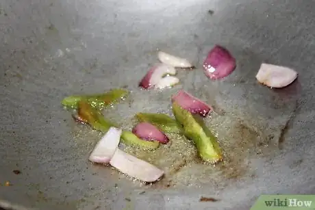 Image titled Make Broccoli and Capsicum Stir Fry Step 5