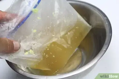 Image titled Freeze Bone Broth Step 12