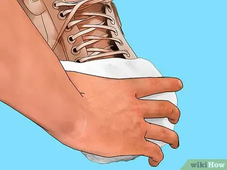 Image titled Dry Shoes Quickly Step 20