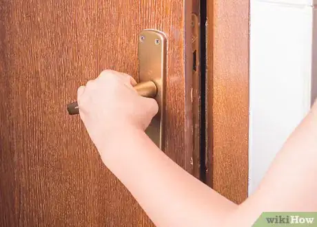 Image titled Cat Proof Your Toilet Step 3