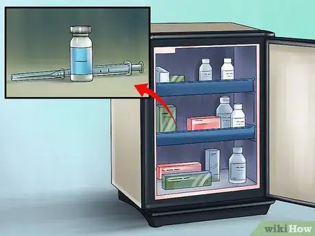 Image titled Administer Injectable Medication to a Cat Step 2