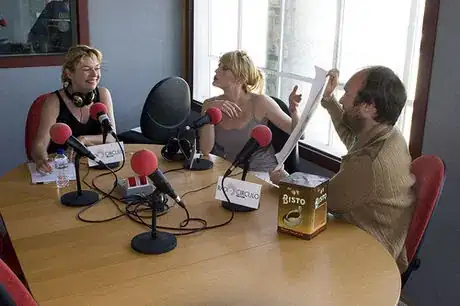 Image titled Radio interview