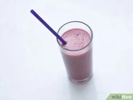 Image titled Make a Peanut Butter and Jelly Smoothie Step 15