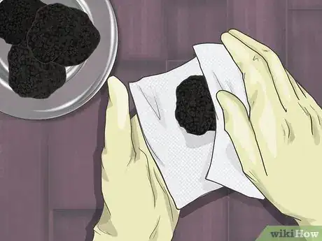 Image titled Store Truffles Step 1