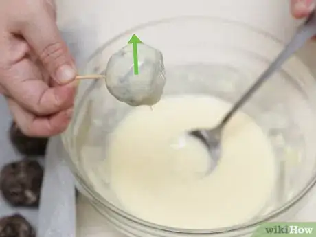 Image titled Make Oreo Cookie Balls Step 11