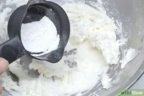 Image titled Make Sugar Paste Penguins Step 5