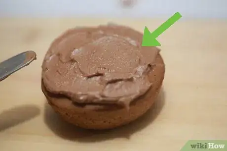 Image titled Frost a Double Layer Cake Step 4