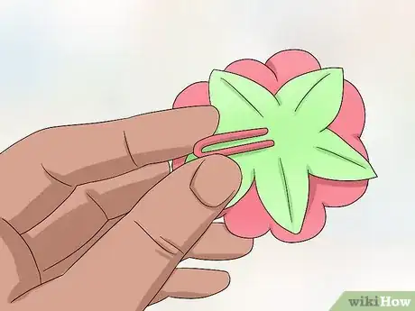 Image titled Hang Paper Flowers Step 4
