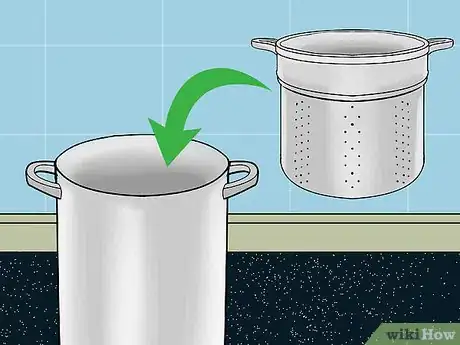 Image titled Cook Jonah Crab Claws Step 1