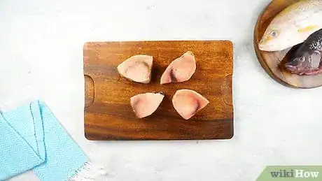 Image titled Cook Steamed Fish Step 1