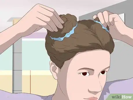 Image titled Curl Bobbed Hair Step 19.jpeg