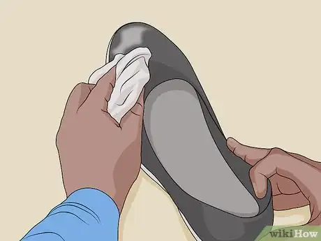 Image titled Remove Salt Stains from Shoes Step 6
