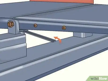 Image titled Adjust Planer Tables Step 10