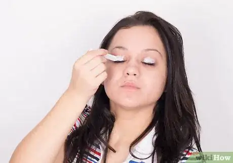 Image titled Apply Eye Makeup With Contact Lenses Step 5
