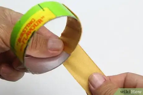 Image titled Make Bracelets from a Pringles Can Step 11