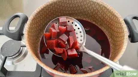 Image titled Dye Fabric with Beets Step 8