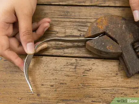 Image titled Make a Fork Bracelet Step 3