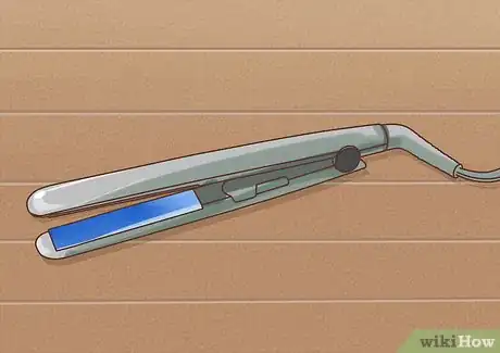 Image titled Straighten Your Hair Without Chemicals Step 4