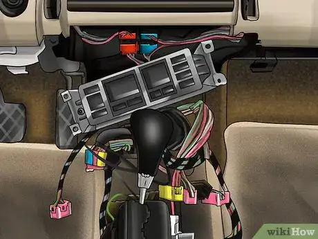 Image titled Remove and Replace the Heater Core (Matrix) in a '92 '98 Audi C4 (100_A6_ S4_S6 ) Step 1