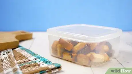 Image titled Store Croutons Step 4