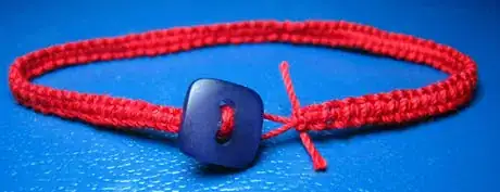 Image titled Paracord_bracelet_red_thread