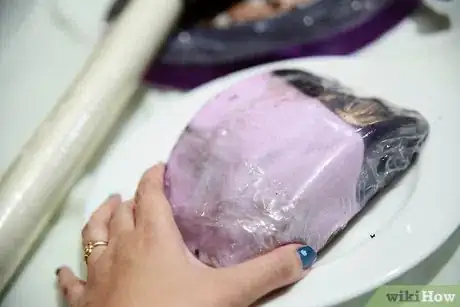 Image titled Store a Fondant Cake Step 7