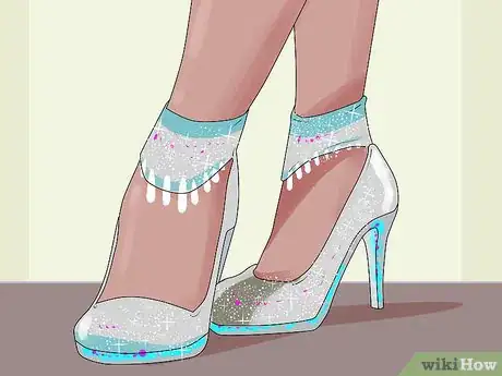 Image titled Use Glitter at Your Wedding Step 5