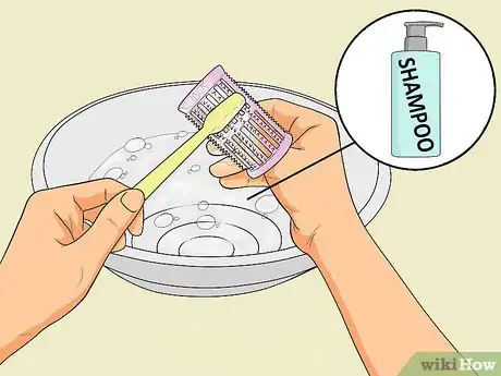 Image titled Clean Heat Styling Tools Step 7