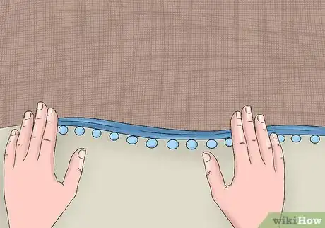 Image titled Make a Fringed Table Runner Step 5