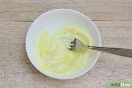 Image titled Fill a Cake Step 8