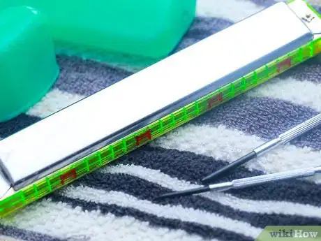 Image titled Clean a Harmonica Step 10