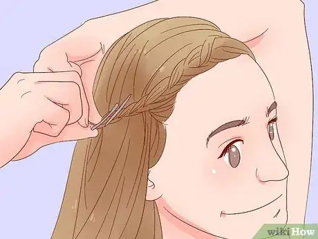 Image titled Grow out Bangs Step 3