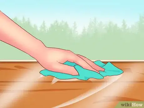 Image titled Varathane a Table Step 10