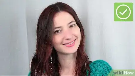 Image titled Prevent Hair from Frizzing After Shower Step 17